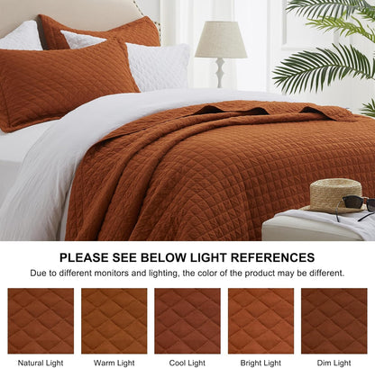 King Size Quilt Set in Burnt Orange, Lightweight Reversible Comforter Bedspread, Soft Rust Diamond Quilted Bedding Set, Includes 1 Quilt and 2 Pillow Shams, Ideal for All Seasons