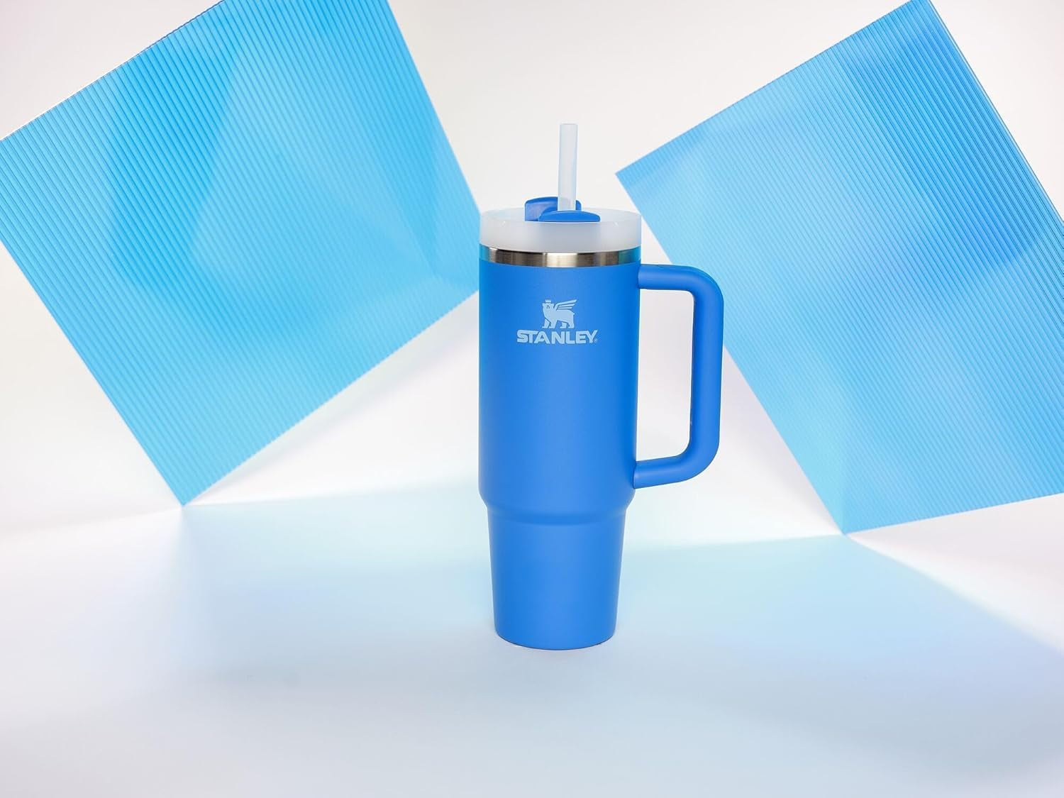 Quencher H2.0 30 Oz Tumbler with Handle and Straw | Flowstate 3-Position Lid | Travel Cup Holder Compatible | Insulated Stainless Steel | BPA-Free | Azure Color