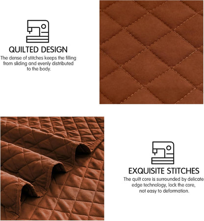 King Size Quilt Set in Burnt Orange, Lightweight Reversible Comforter Bedspread, Soft Rust Diamond Quilted Bedding Set, Includes 1 Quilt and 2 Pillow Shams, Ideal for All Seasons